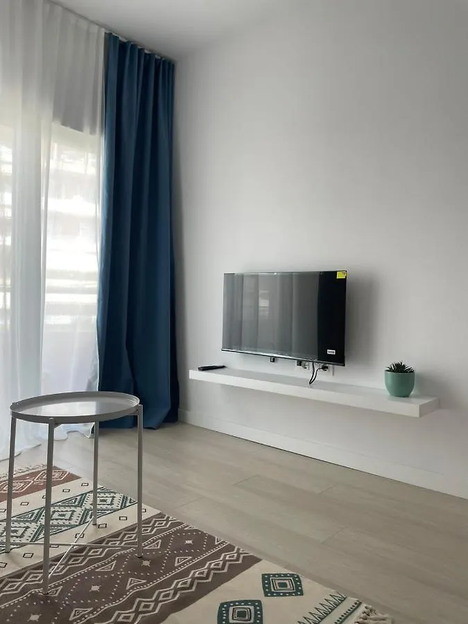 Seriani Dock Holiday Sarande 0*,  Albania