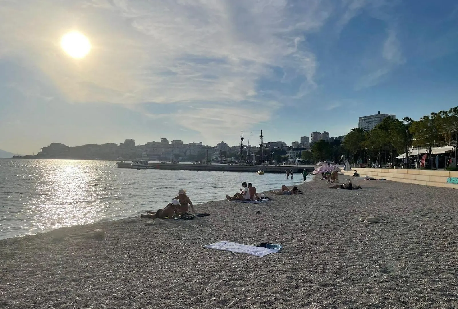 Seriani Dock Holiday Sarande 0*,  Albania